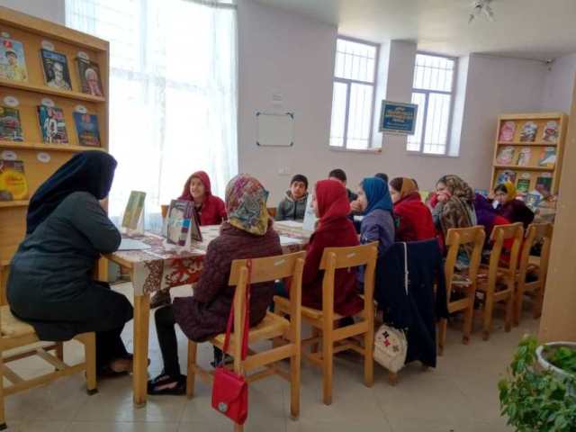 کلاسهای قصه گویی کتابخانه