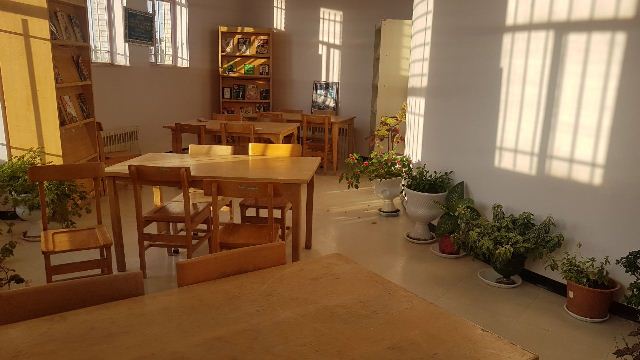 سالن مطالعه کتابخانه